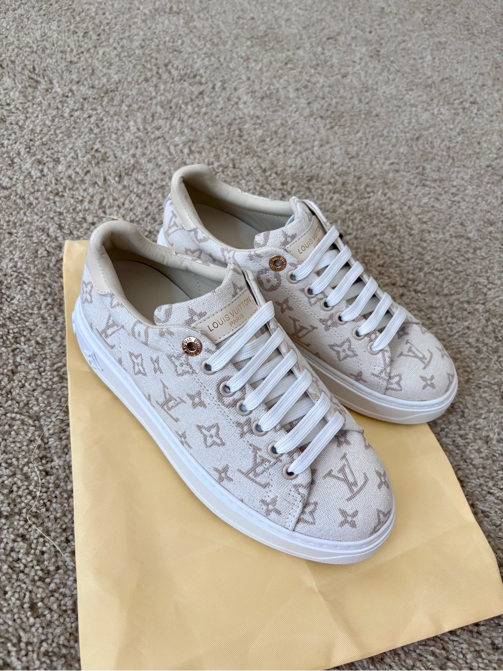 NEW Women's White & Beige Monogram Canvas Low-Top Sneakers